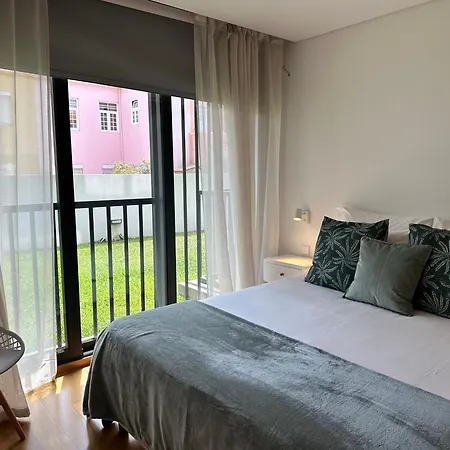 Yellow Apartment Porto